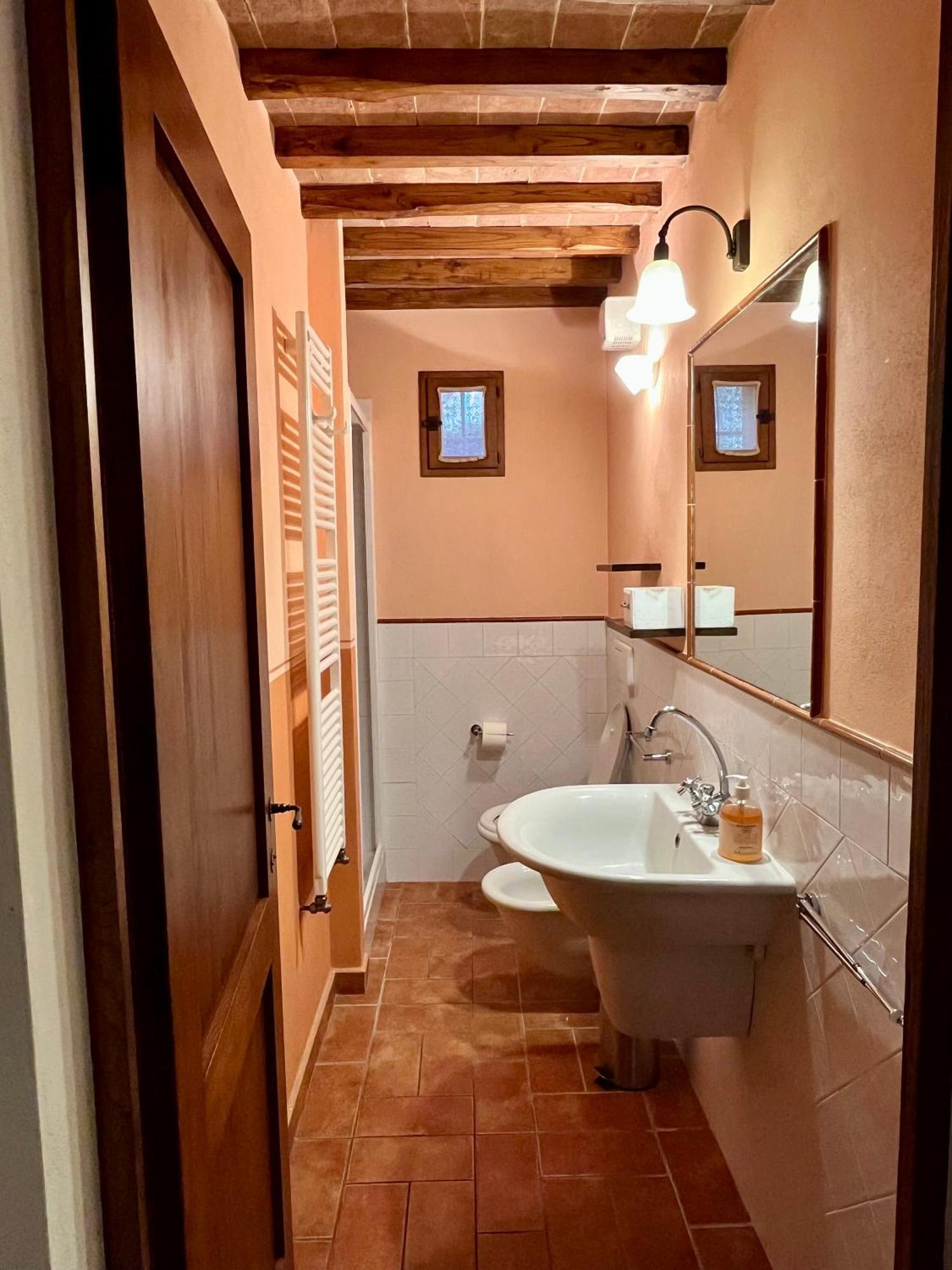 モンテスペルトリRelax In Chianti Il Borgo 8アパートメント エクステリア 写真