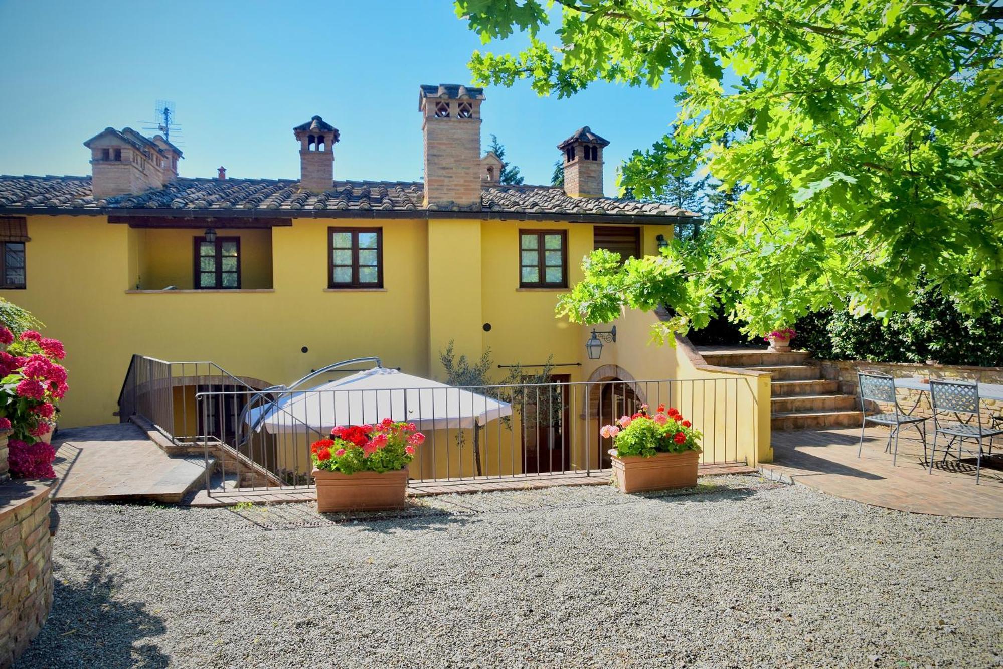 モンテスペルトリRelax In Chianti Il Borgo 8アパートメント エクステリア 写真