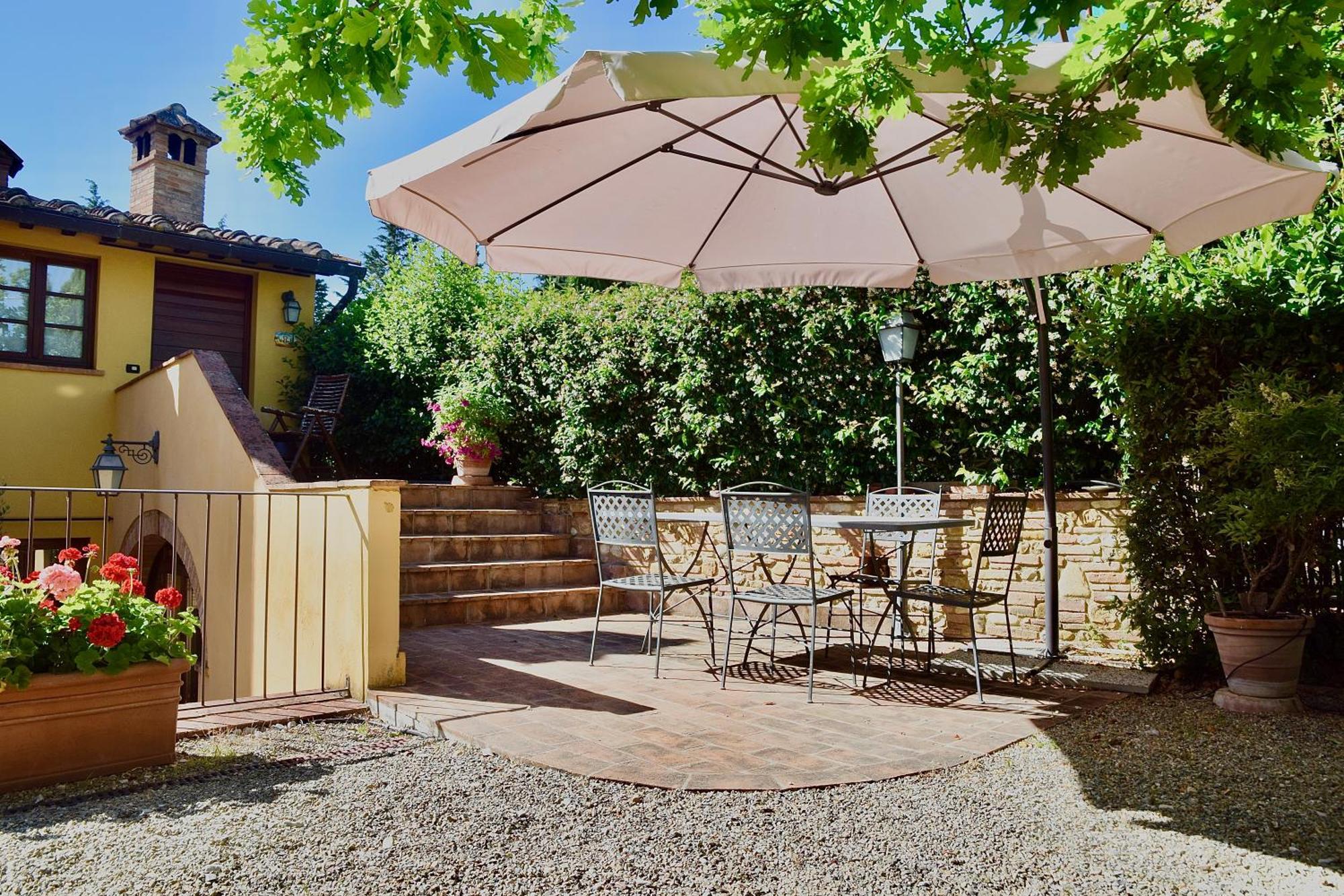 モンテスペルトリRelax In Chianti Il Borgo 8アパートメント エクステリア 写真